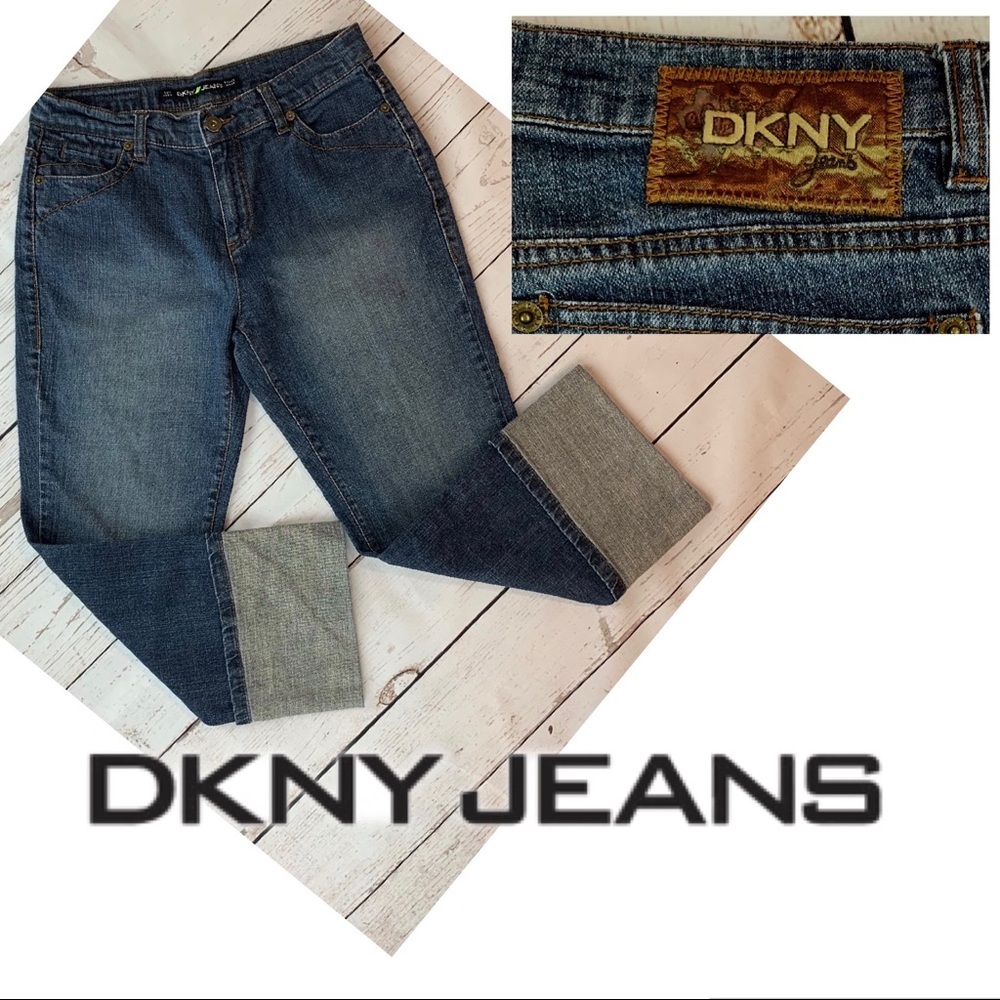 DKNY Soho Cuffed Ankle Jeans Size 6